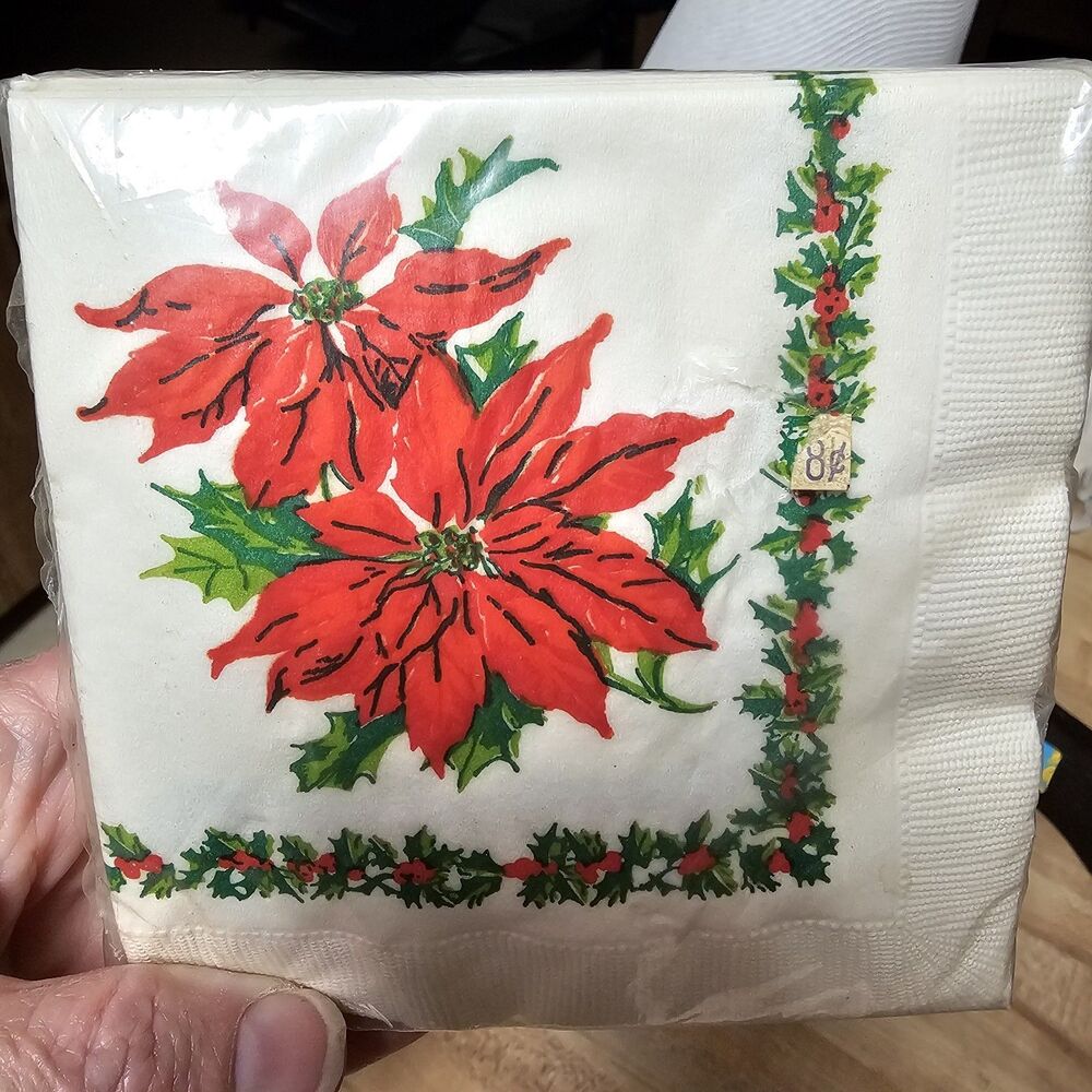 Christmas Poinsettia NOS Napkins #2145 Vintage